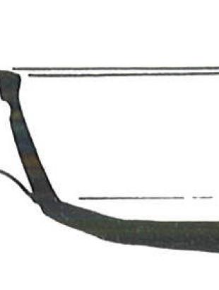 Πήλινο τηγάνι του 10ου-11ου αι. από την ανασκαφή στον Άγιο Πολύευκτο της Κωνσταντινούπολης. Είναι φτιαγμένο από λευκό πηλό (πιθανώς από την Κων/πολη), καλύπτεται από εφυάλωση, έχει ελαφρώς λοξά τοιχώματα και ελαφρώς κυρτή βάση.