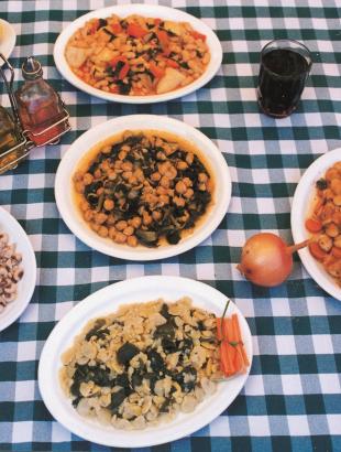 Ποικιλία μαγειρεμένων οσρπίων.