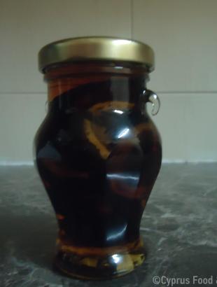 Γλυκό καρυδάκι. &lt;br/&gt; © Βαρβάρα Γιάγκου.