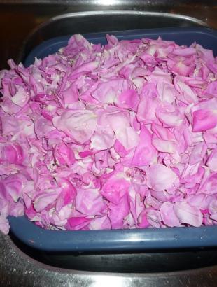 3. Συγκεντρώνουμε την απαιτούμενη ποσότητα.  &lt;br/&gt; Πηγή: http://bougepas.blogspot.gr &lt;br/&gt;http://amateurdecuisine.blogspot.gr