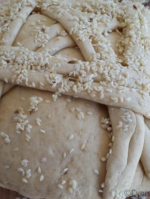 Η γεννόπιττα είναι έτοιμη για ψήσιμο. Λετύμπου 2016. &lt;br/&gt; Πηγή: Στάλω Λαζάρου.