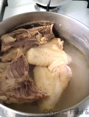 Βράζεται μέχρι να μαλακώσει.