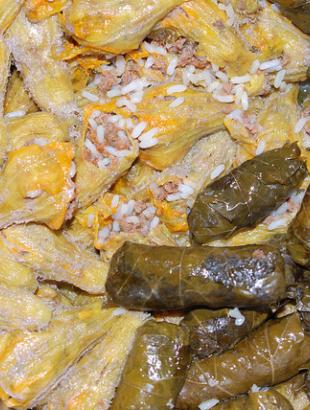 Το τελικό αποτέλεσμα: κουπέπια με τους ανθούς ψημένα στην κατσαρόλα. Μπορούν να μαγειρευτούν μαζί με τα συνηθισμένα κουπέπια. &lt;br/&gt; Πηγή: Γ. Γρούτας.