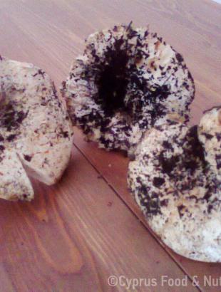 Μανιτάρια άσπρα. &lt;br/&gt; Πηγή: Στάλω Λαζάρου.