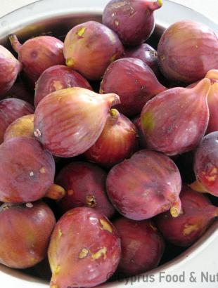 Σύκα βαζανάτα. &lt;br/&gt; Πηγή: Στάλω Λαζάρου.