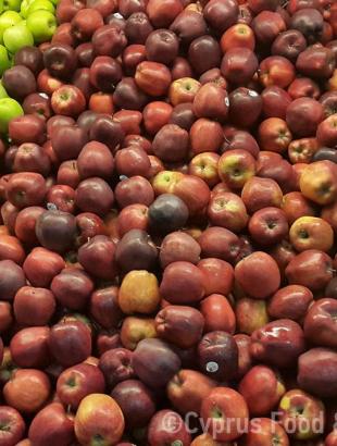 Μήλα. &lt;br/&gt; Πηγή: Στάλω Λαζάρου.