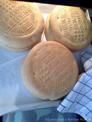 Ψήσιμο σε σύγχρονο φούρνο.