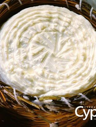 Φρέσκια αναρή σε ταλάρι. &lt;br/&gt; Πηγή: Ιστοσελίδα Facebook.