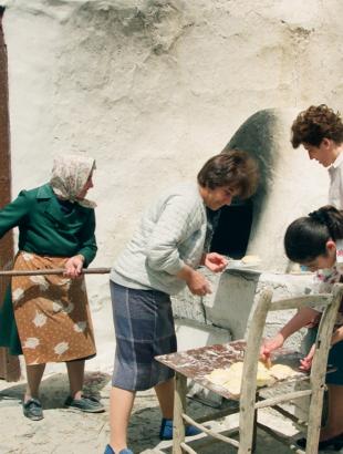 Φούρνισμα των φλαούνων.