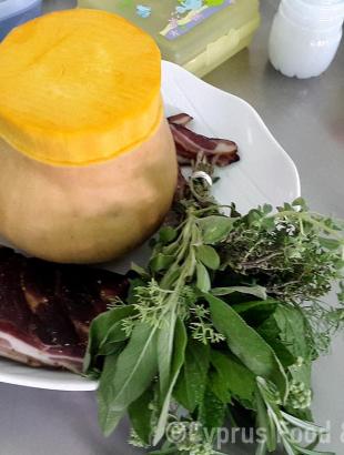 Ποσυρτή και αρωματικά βότανα (Μαγειρεύω Κυπριακά 2015).