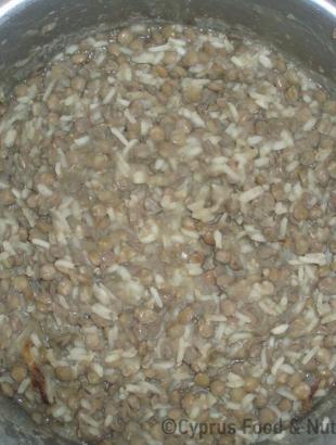 Φακές μουτζιέντρα.