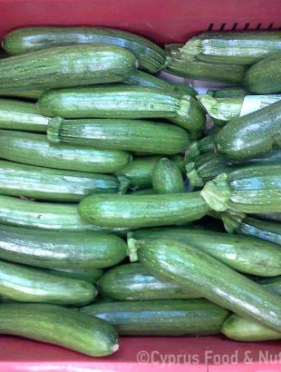 Κολοκύθια, κατάλληλα για παρασκευή μαζί με αυγά. &lt;br/&gt; Πηγή: Στάλω Λαζάρου.