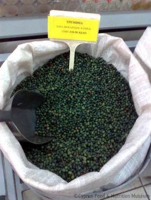 Τρεμίθια εμπορίου, χύμα. &lt;br/&gt; Πηγή: Στάλω Λαζάρου.