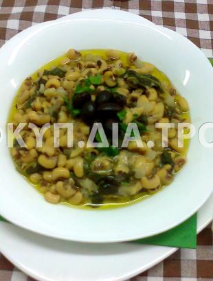 Λουβκιά με κουλούμπρα, λάχανα και σκόρδο (Μαγειρεύω Κυπριακά 2014). &lt;br/&gt; Πηγή: Στάλω Λαζάρου.