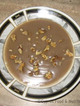 Ππαλουζές με καρύδια (Μαγειρεύω Κυπριακά 2014). &lt;br/&gt; Πηγή: Ευάγγελος Ρόους.
