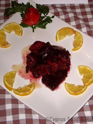 Παντζάρια με χοιρινό (Μαγειρεύω Κυπριακά 2013).