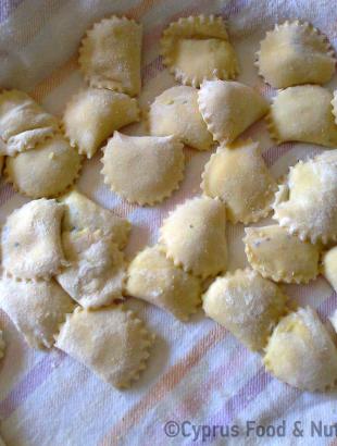 Ραβιόλες άψητες. &lt;br/&gt; Πηγή: Στάλω Λαζάρου.