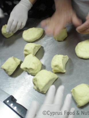 Η ετοιμασία του φύλλου. Λευκωσία, 28/2/2014.