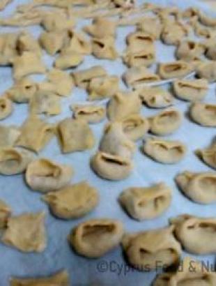 Τα καλοηρκά πριν το ψήσιμο. Από τη συμμετοχή του Νικόλα Ευθυμίου στο διαγωνισμό Μαγειρεύω Κυπριακά 2013.