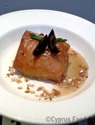 Γαλακτομπούρεκο (Μαγειρεύω Κυπριακά 2013). &lt;br/&gt; Πηγή: Σταλω Λαζάρου.