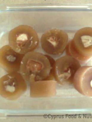 Σιουσιούκκος αμυγδάλου. &lt;br/&gt; Πηγή: Στάλω Λαζάρου.