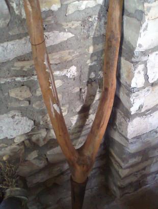 Η σκάλα, εργαλείο για το φύτεμα του αμπελιού.