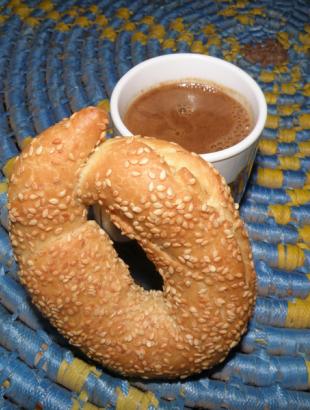 Κυπριακός καφές και κουλούρι, 3/4/2014.φωτ: Ελίνα Χριστοφόρου Νεοφύτου