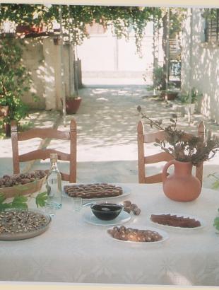 Σιουσιούκκος, ππαλουζές, κκιοφτέρι και έψημα &lt;br/&gt; Άδεια δημοσίευσης: Υπ. Γεωργίας.