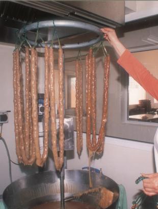 Παρασκευή του σιουσιούκκου. &lt;br/&gt; Άδεια δημοσίευσης: Υπ. Γεωργίας.