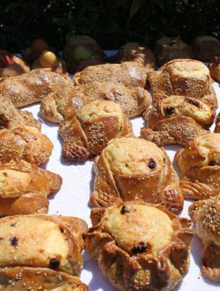 Παρασκευή φλαούνων, Γιόλου 18/4/2014.