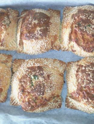 Ψημένες φλαούνες (Δημητρίου Δήμητρα, 2010).