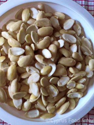 Αμύγδαλα ασπρισμένα,