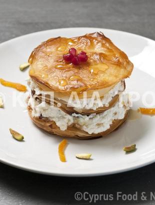 &quot;Διώροφο αναρής&quot;. Γλυκό σύγχρονης έμπνευσης με παραδοσιακά υλικά. &lt;br/&gt; © Μουσείο Κυπριακών Τροφίμων και Διατροφής.