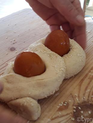 Παρασκευή αυκωτής με δύο αυγά (σχήμα 8). Λετύμπου, 2016.