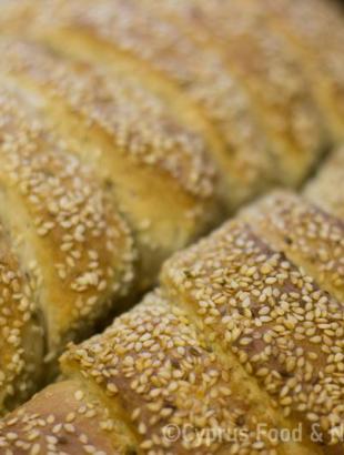 Κυπριακό κουλούρι με σησάμι, μαχλέπι και μαστίχα, 2014.φωτ: Μάριος Χατζηαναστάσης