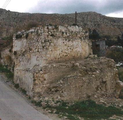Κατεστραμμένος μύλος στην Κυθρέα (2006).Rizopoulou-Egoumenidou E. (2008) 390.