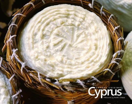 Φρέσκια αναρή σε ταλάρι. <br/> Πηγή: Ιστοσελίδα Facebook.  