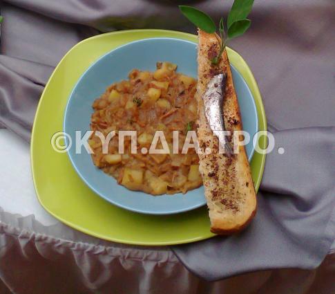 Πατάτες γιαχνί χωρίς ντομάτα, με σπιτικό φιδέ (Μαγειρεύω Κυπριακά 2013-2014). <br/> Πηγή: Στάλω Λαζάρου. 