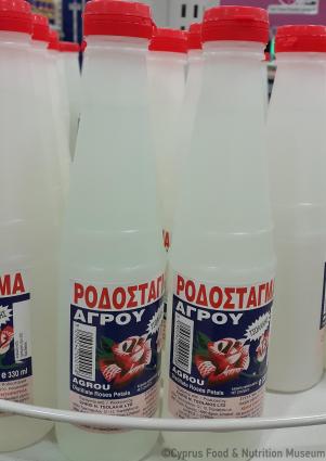 Συσκευασμένο ροδόσταγμα προς πώληση σε υπεραγορά. <br/> Πηγή: Στάλω Λαζάρου. 