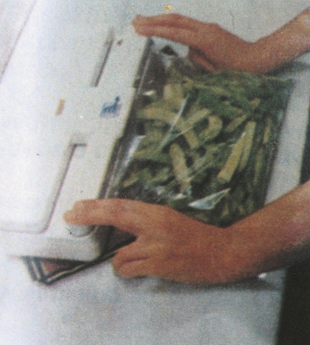 Στάδιο (στ)-Συσκευασία (με ειδικό κλειστικό μηχάνημα)